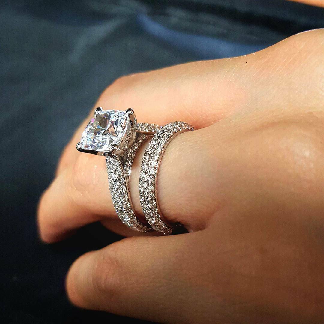 Diamond Engagement Ring and Wedding Band Set On hand
